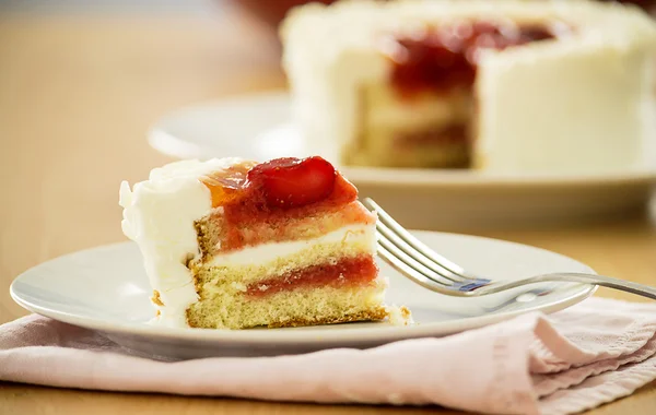 Strawberry gateau — Stock Photo, Image