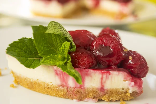 Raspberry cheesecake — Stock Photo, Image