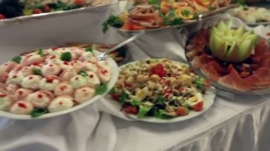 yemek masada - aka İsveçli tablo görev yaptı.
