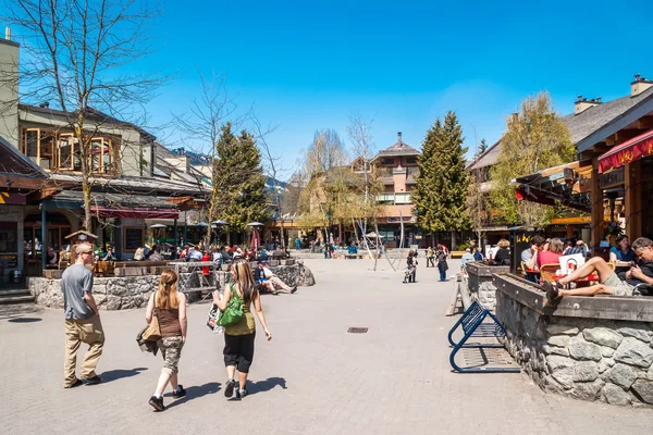 Tourists and visitors at the Whistler Ski Resort, Canada — Stock Photo, Image