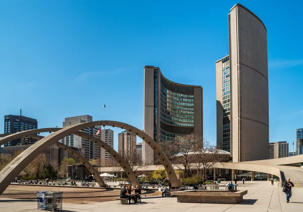 Toronto, Kanada - 4 Mayıs 2007: nata bina new city hall — Stok fotoğraf