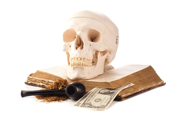 Old book and human skull — Stock Photo, Image