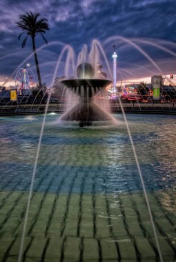 Cenova Çeşmesi 'nin Ay Parkı 