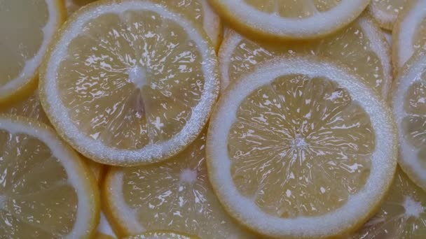 Dönen Taze Limon Dilimleri Limon — Stok video