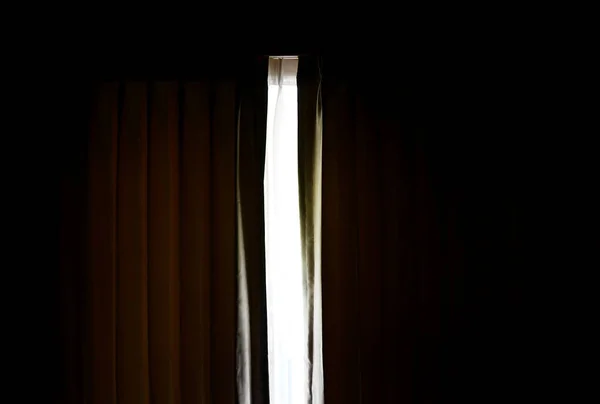 Волны Темный Занавес Черного Цвета Дизайн Открытое Окно Мягкого Света — стоковое фото