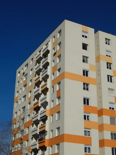 Isolerade block av lägenheter — Stockfoto