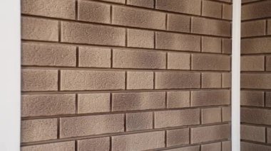 Işık esnek ön panel taklidinden ev duvarına yakın çekim yap