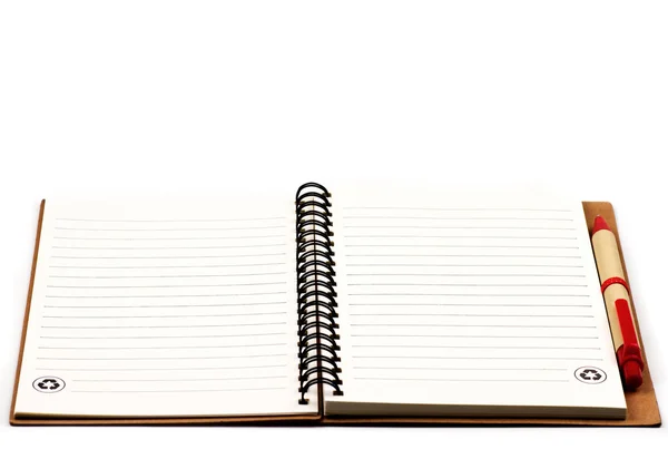 Página en blanco del cuaderno y la pluma — Foto de Stock