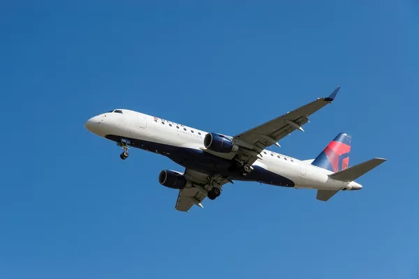 Delta Airlines aircraft — Stock Photo, Image