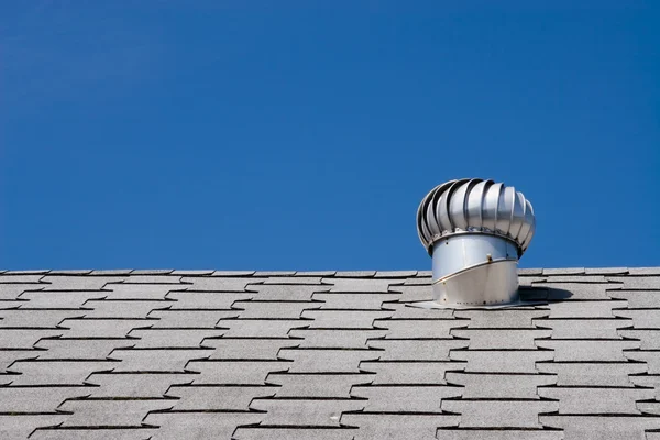 Roof of commercial building — Stock Photo, Image