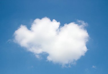 Mavi gökyüzü, beyaz bulutlar, doğal arka plan.