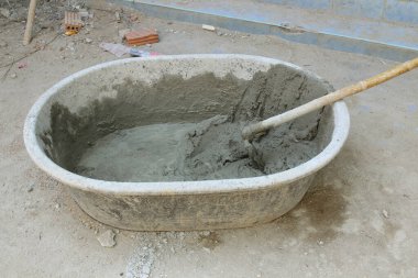 İnşaat alanı için ıslak çimento karışımı.