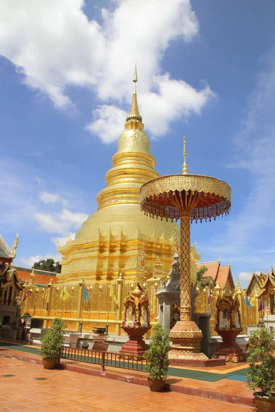 Wat Phra Haripunchai Lanna Style Temple Thailand — Foto Stock