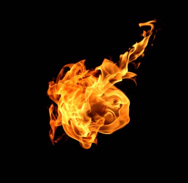 Yangın alevleri koleksiyonu siyah arkaplanda izole edildi