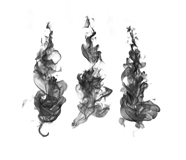 Siyah duman beyaz arkaplanda izole edildi