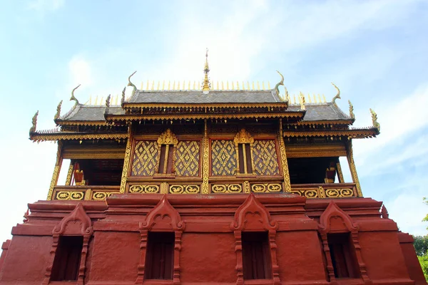 Wat Phra Hariphunchai Lamphun Thailandia — Foto Stock