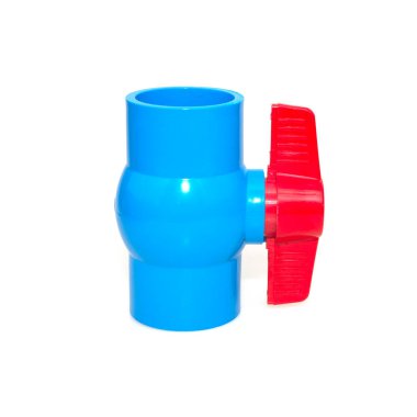 Plastik top vanası beyaz arkaplanda izole edildi.