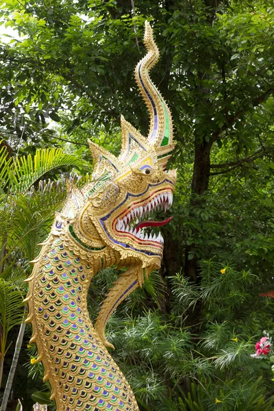 Naga Standbeeld Slang Standbeeld Tempel Van Thailand — Stockfoto