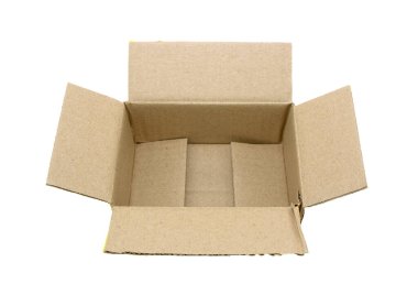 kapağı açık eski karton kutu beyaz arka planda izole.