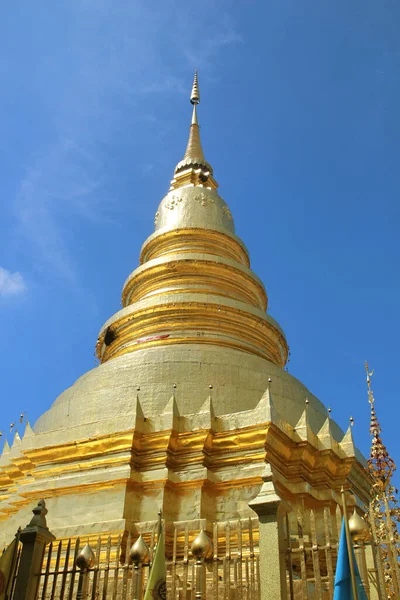 Wat Phra Che Hariphunchai Tempio Pagoda Importante Destinazione Religiosa Viaggio — Foto Stock