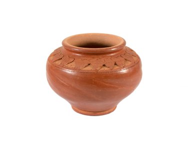 Beyaz arkaplandaki izole kil kap