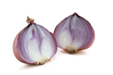 Kırmızı soğan yarıya 