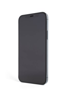 Beyaz arkaplanda yeni cep telefonu akıllı telefonu izole edildi