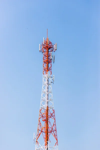 Cell phone signal station — Stock Photo, Image