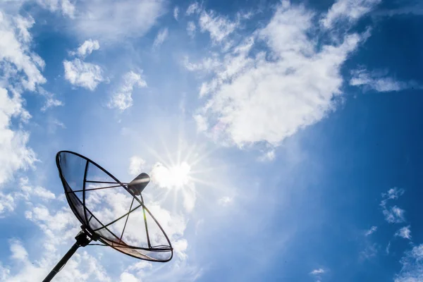 Satellite dish sky sun blue sky — Stock Photo, Image