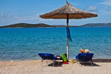 güzel, genç bir kız ile limon