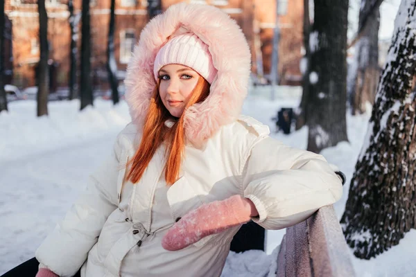 Woman Long Ginger Hair Sitting Bench Park Redhead Girl Coat — Stock Photo, Image