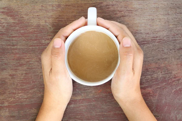 Φλιτζάνι καφέ στο χέρι γυναίκα — Φωτογραφία Αρχείου