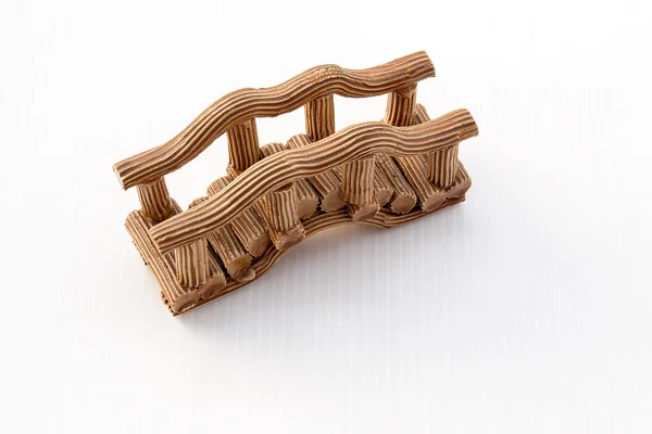 Seramik köprü modeli