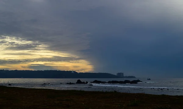 Rumassala Mountain Range View Distant Galle Fort Gloomy Dark Morning — Stock Photo, Image