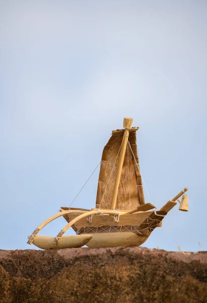 Artesanal Pequeno Barco Madeira Tradicional Vitrine Forte Galle Lembranças Madeira — Fotografia de Stock