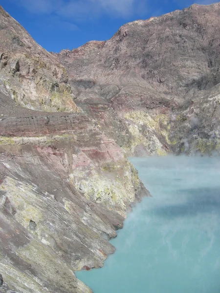 Lac Cratère sur l'île White — Photo