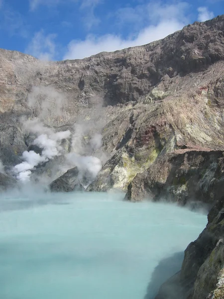 Lago del cráter en White Island —  Fotos de Stock