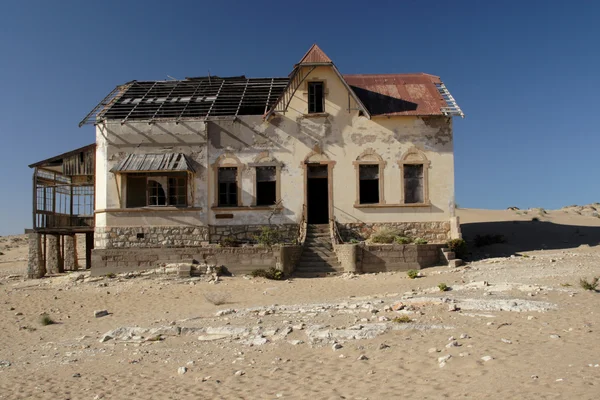 Tönkreteszi a kolmanskop — Stock Fotó