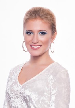 Девушка улыбается. Girl smiling