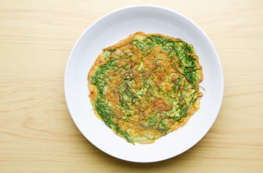 Fry Cha-om çanak üzerinde