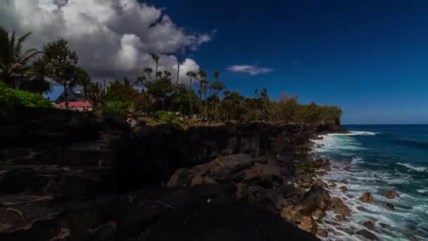Zeitraffer an der Küste bei La Réunion, Heiliger Josep — Stockvideo