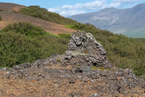 Paisaje Del Camino Cráter Eldborg Volcán Extinto Cerca Borgarnes Islandia —  Fotos de Stock