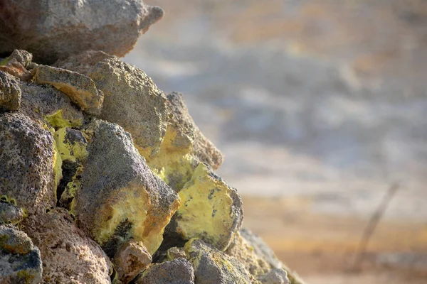 Τοπίο Των Βράχων Στον Ατμό Στο Όρος Nmafjall Fumaroles Βράζει — Φωτογραφία Αρχείου