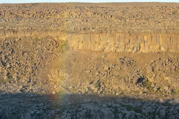 Τοπίο Των Βράχων Ουράνιο Τόξο Και Βασάλτη Detifoss Καταρράκτη Diamond — Φωτογραφία Αρχείου