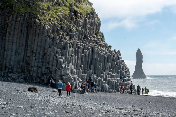 Landscape Giant Cave Reynisfjara Black Sand Beach Vik — Stock Photo, Image