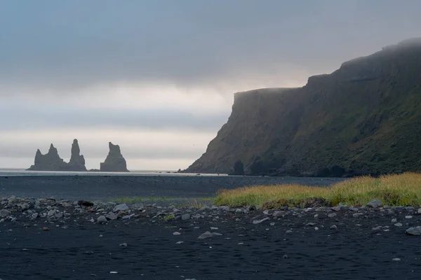 Landscape Cliffs Black Sand Beach Vik — Stock Photo, Image