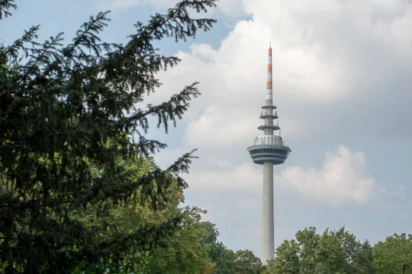 Fernsehturm TV kulesi Mannheim Baden Wurttemburg manzarası