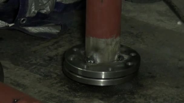 Gás de soldagem planta de tubulação de metal — Vídeo de Stock