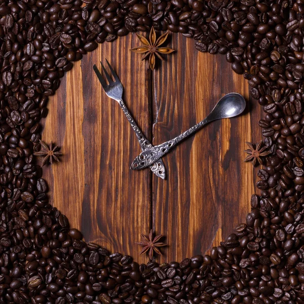 Clock made of coffee — Stock Photo, Image