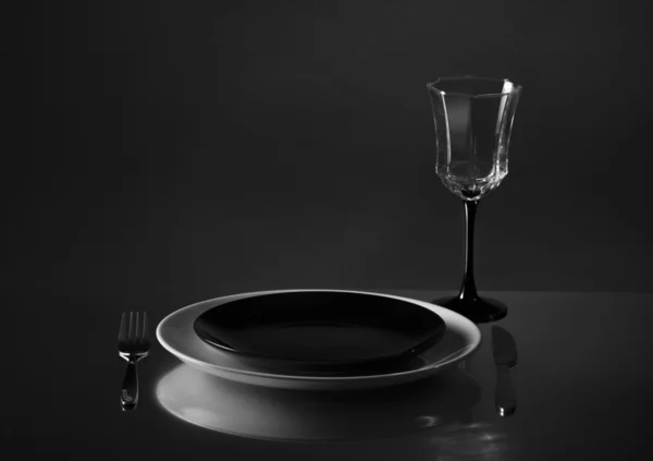 Silhouettes of tableware